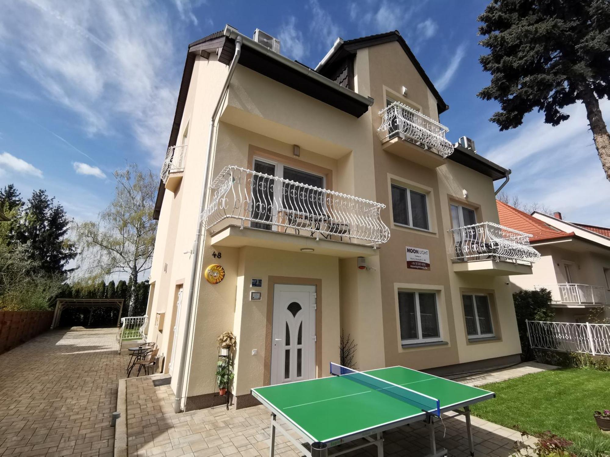 Moon Light Apartment Heviz Exterior photo