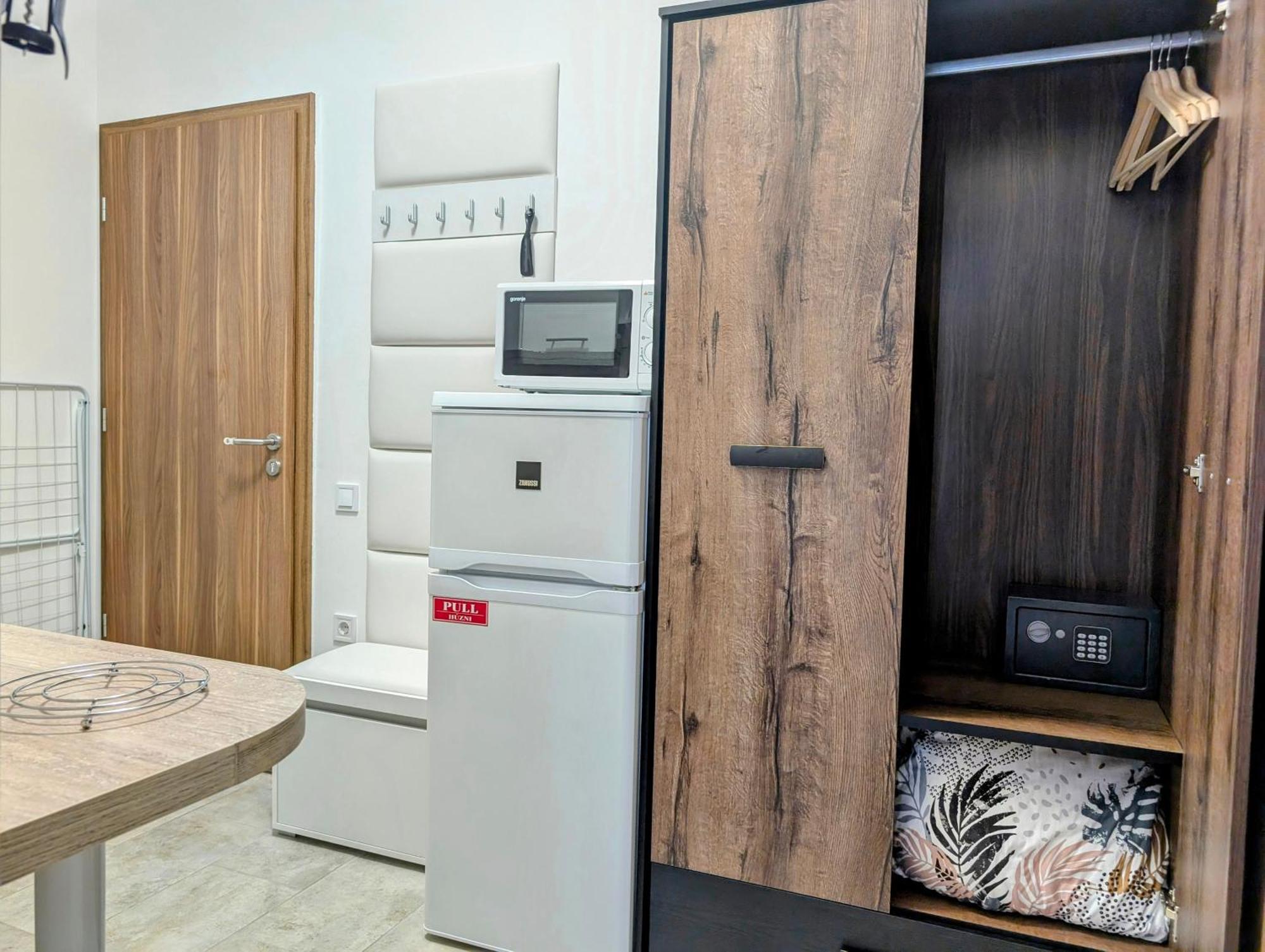 Moon Light Apartment Heviz Exterior photo